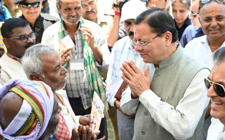मुख्यमंत्री ने ऋषिकेश स्थित ट्रांजिट कैंप का किया औचक निरीक्षण